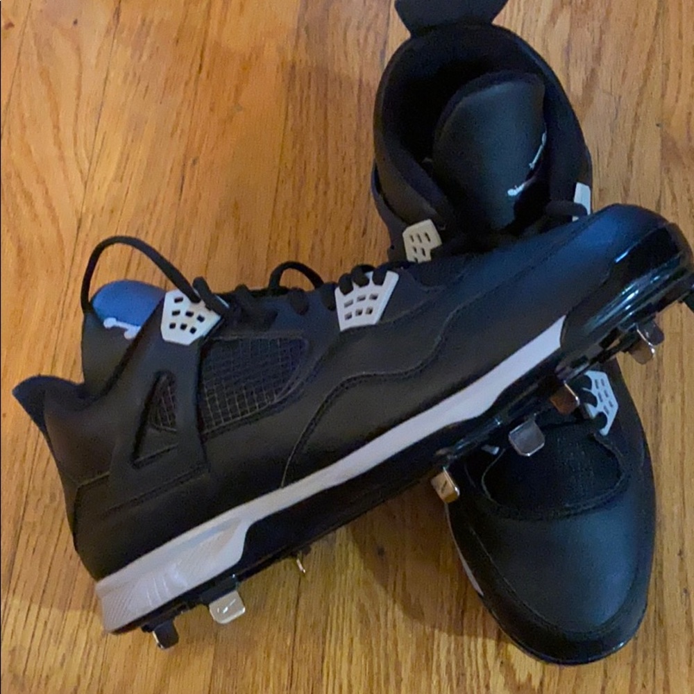 Jordan 4 baseball cleats size 14
